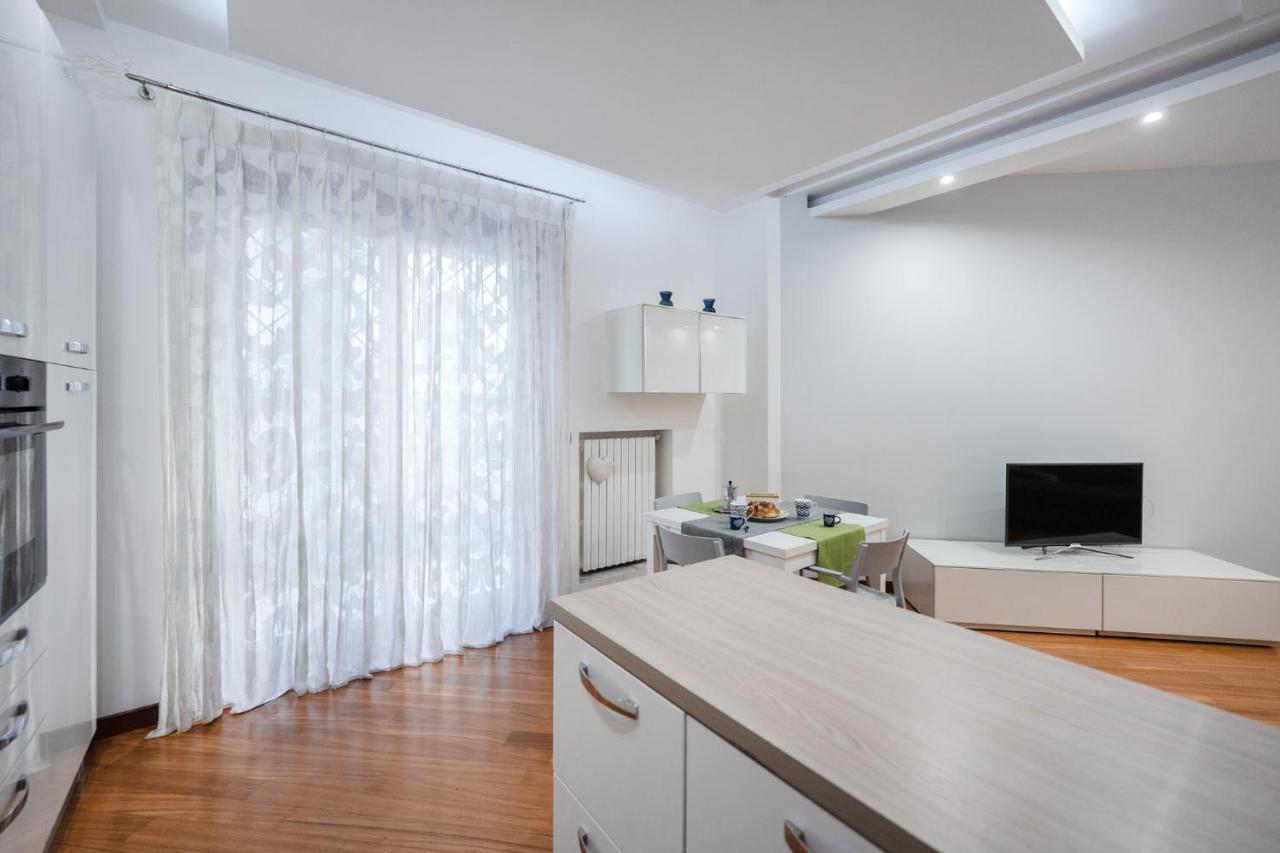 Napoli Charming Apartments Vomero "Fashion And Glamour" Экстерьер фото